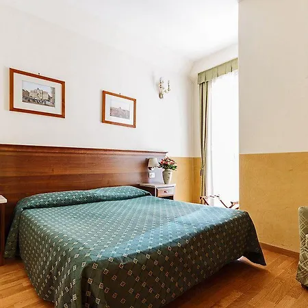 Ξενοδοχείο Palazzo Venere 4*